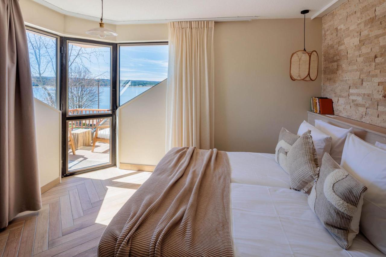 Les Terrasses Du Lac ランゴーニュ エクステリア 写真